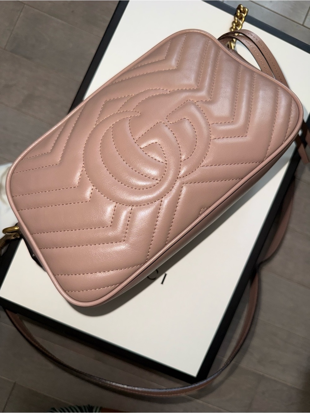 Gucci Blush Chevron Leather Crossbody with Gold Double G - Picture 6 of 15